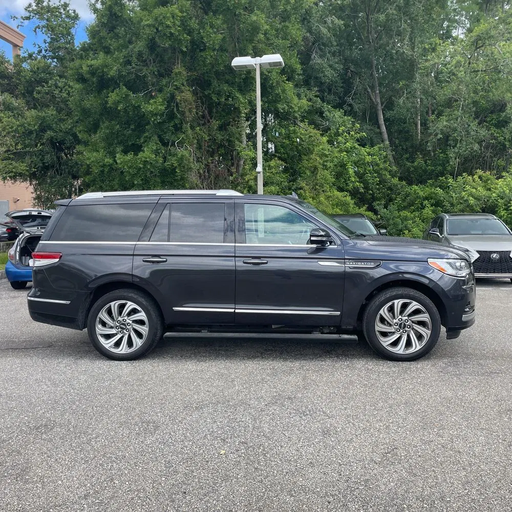 2024 Lincoln Navigator Reserve