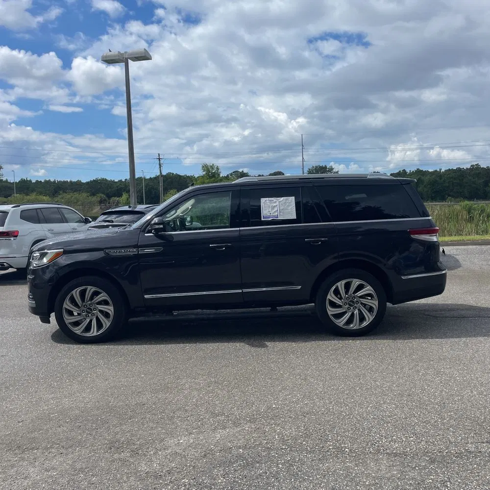 2024 Lincoln Navigator Reserve
