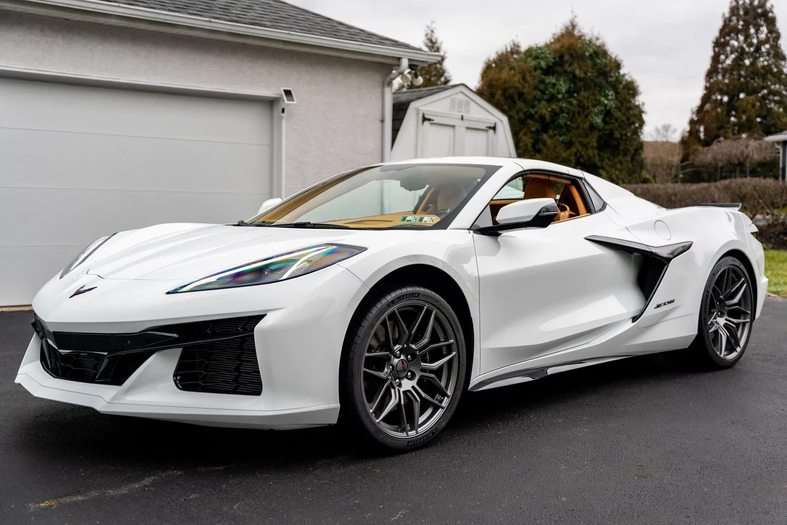 2023 Chevrolet Corvette Z06 Convertible - ~200 Miles, 670-hp LT6 V8, 3LZ Trim, Arctic White