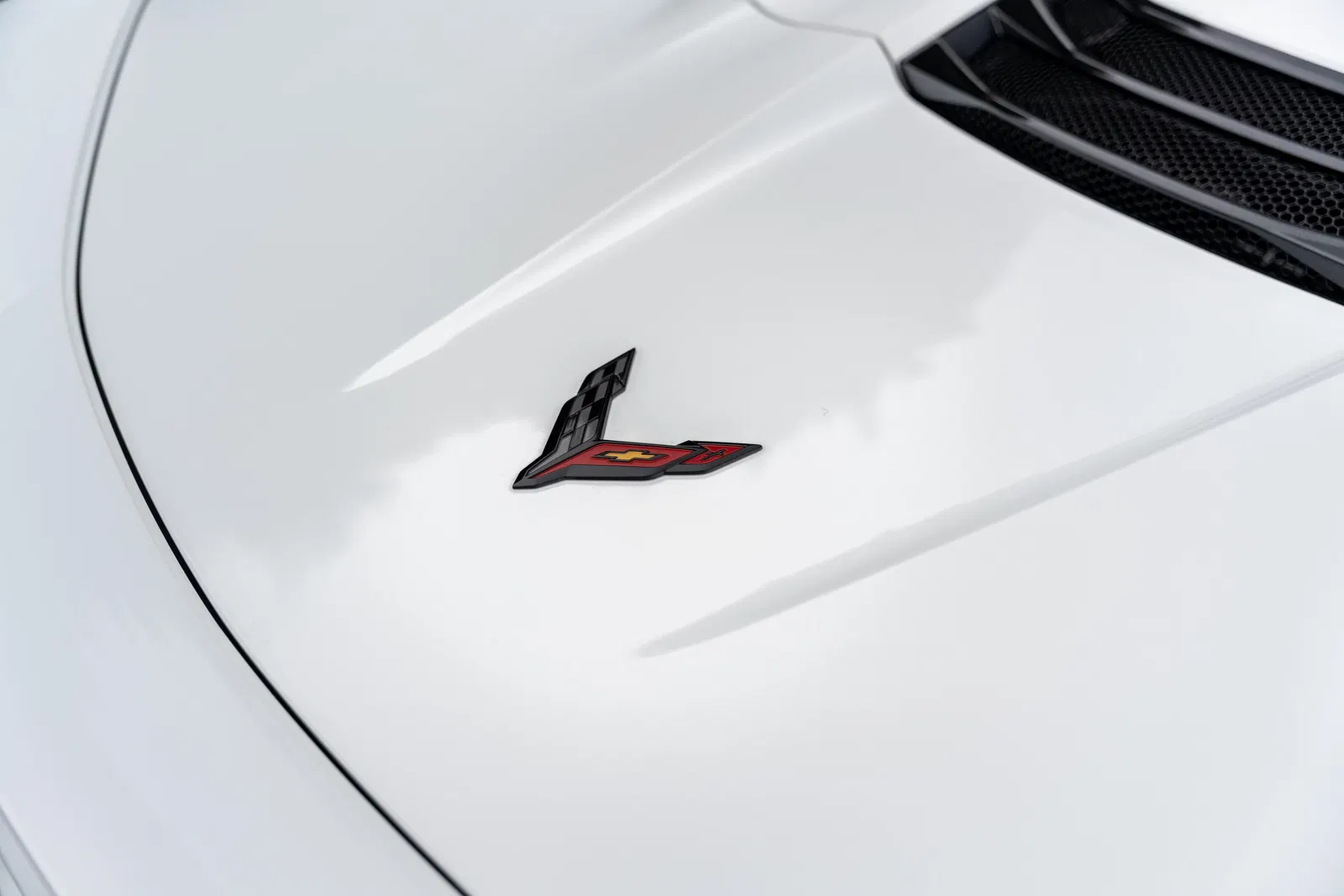 2023 Chevrolet Corvette Z06 Convertible - ~200 Miles, 670-hp LT6 V8, 3LZ Trim, Arctic White