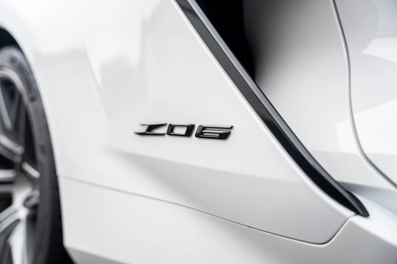 2023 Chevrolet Corvette Z06 Convertible - ~200 Miles, 670-hp LT6 V8, 3LZ Trim, Arctic White