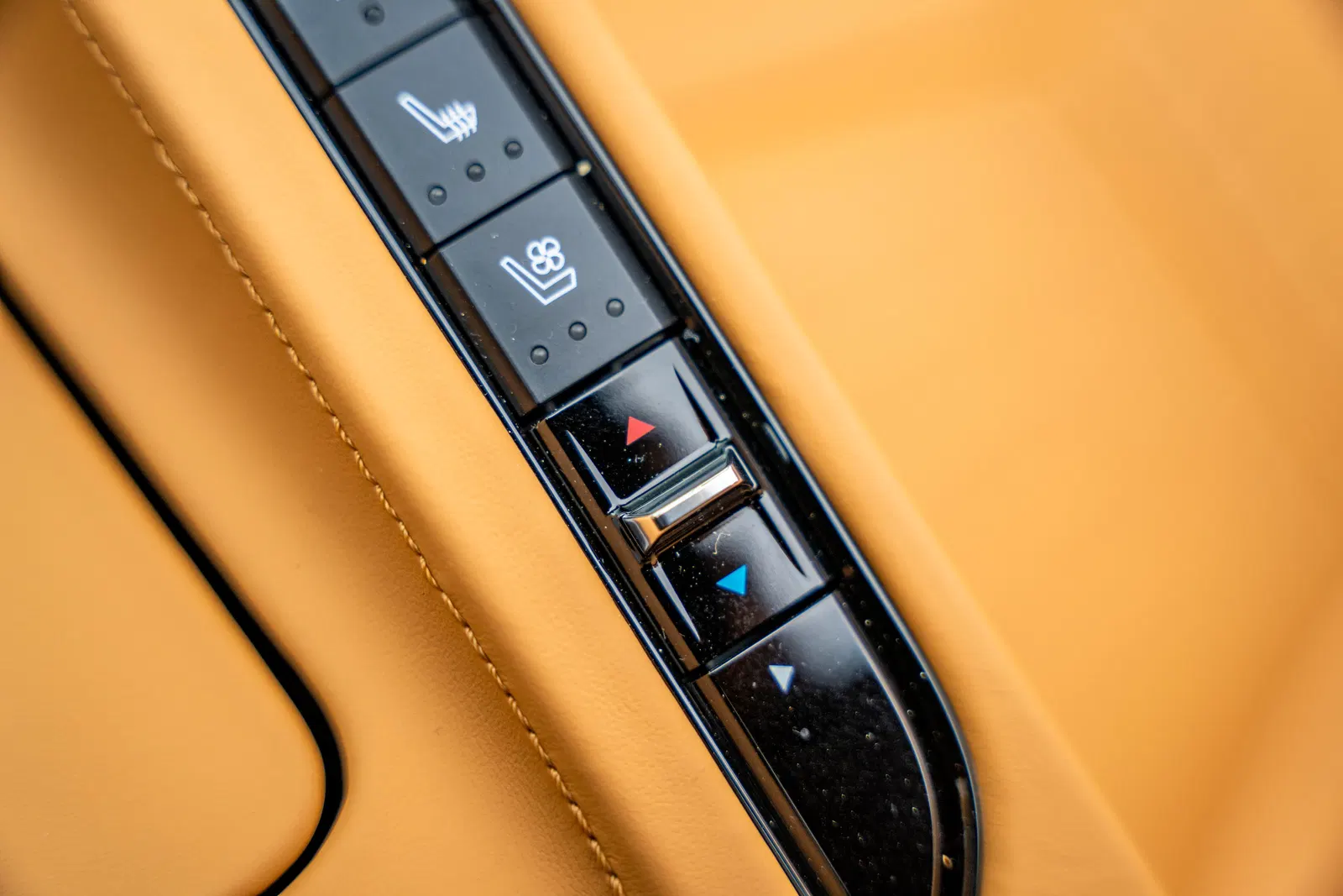 2023 Chevrolet Corvette Z06 Convertible - ~200 Miles, 670-hp LT6 V8, 3LZ Trim, Arctic White