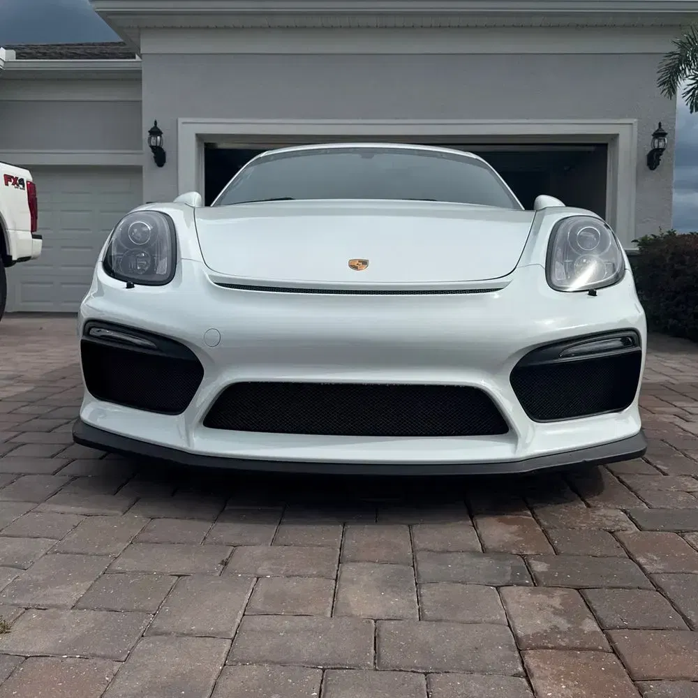 2016 Porsche Cayman GT4