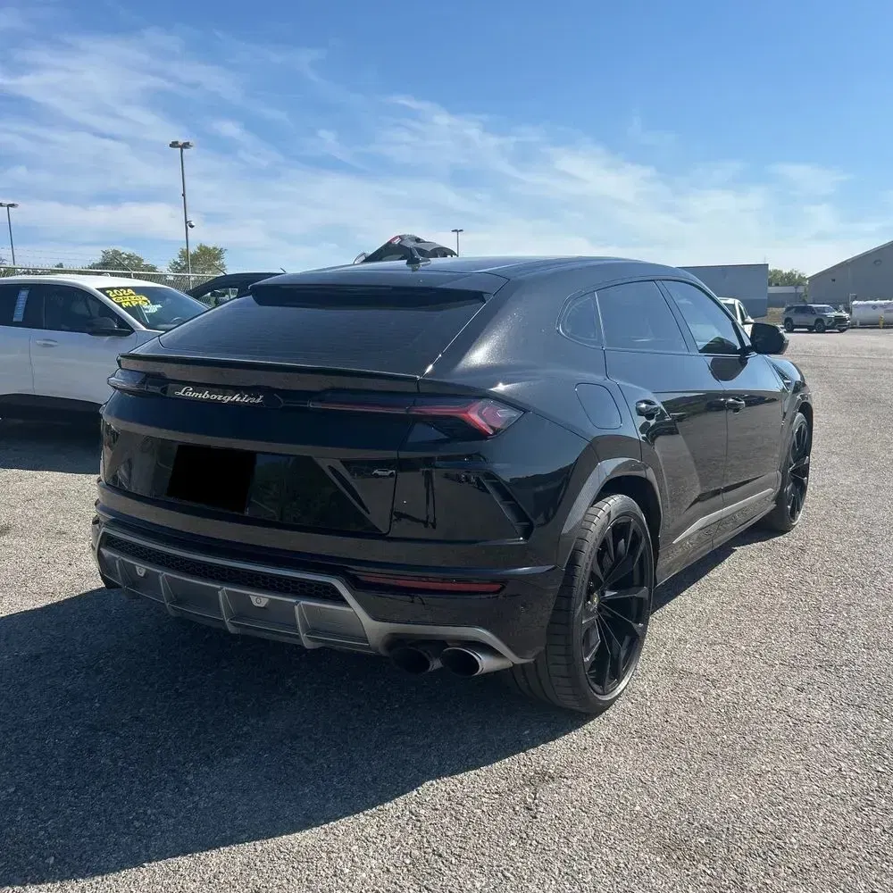 2020 Lamborghini Urus Base