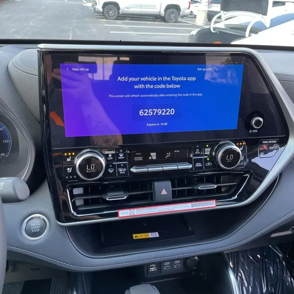 2025 Toyota Highlander Platinum