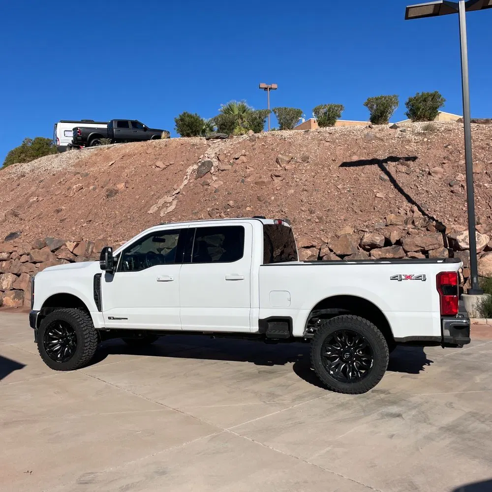2025 Ford F-350 Super Duty Lariat
