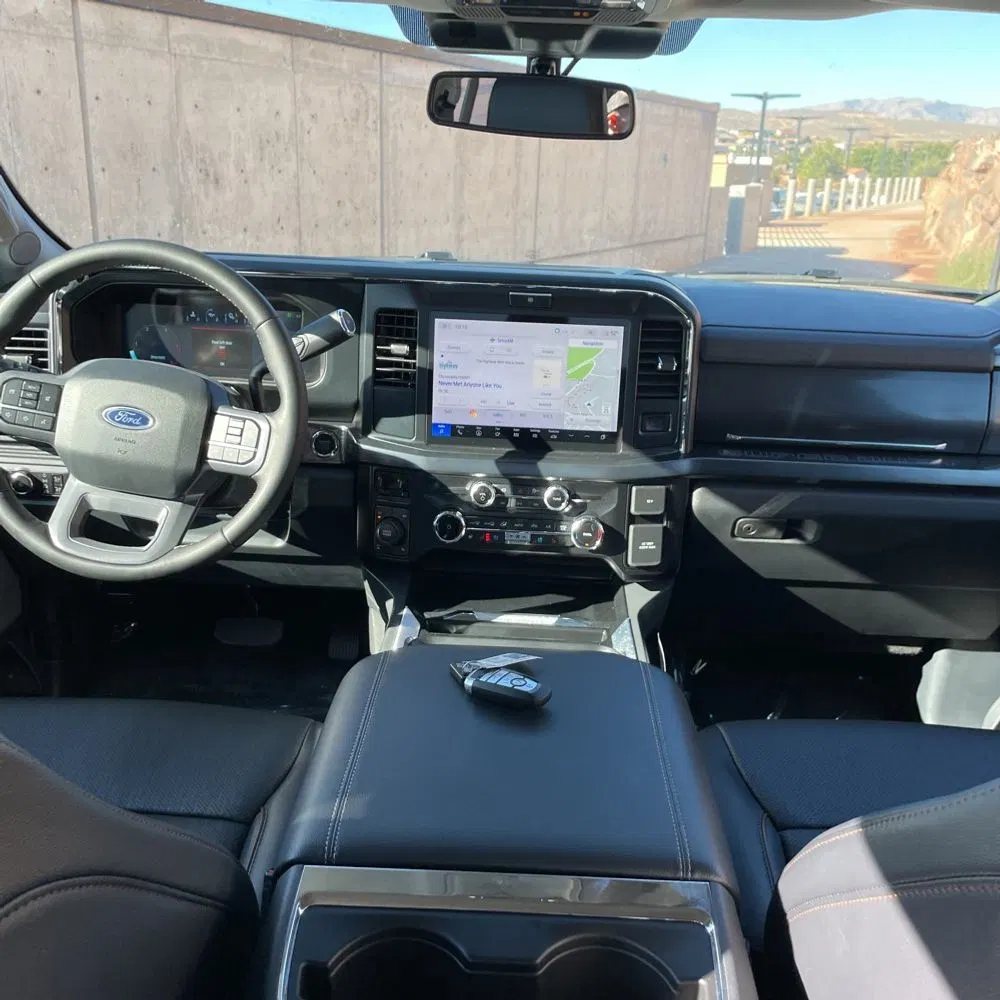 2025 Ford F-350 Super Duty Lariat