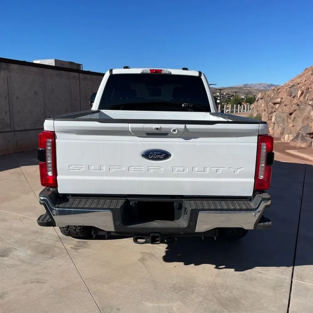 2025 Ford F-350 Super Duty Lariat