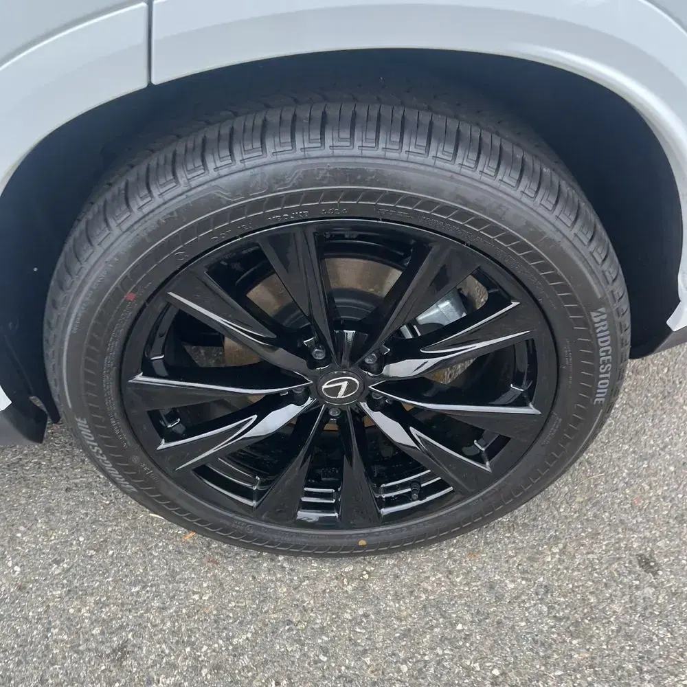 2025 Lexus NX 450h+ F SPORT Handling