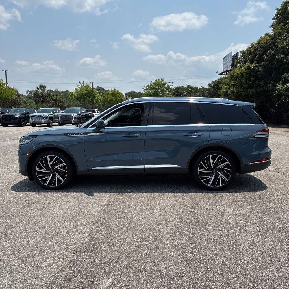 2025 Lincoln Aviator Reserve