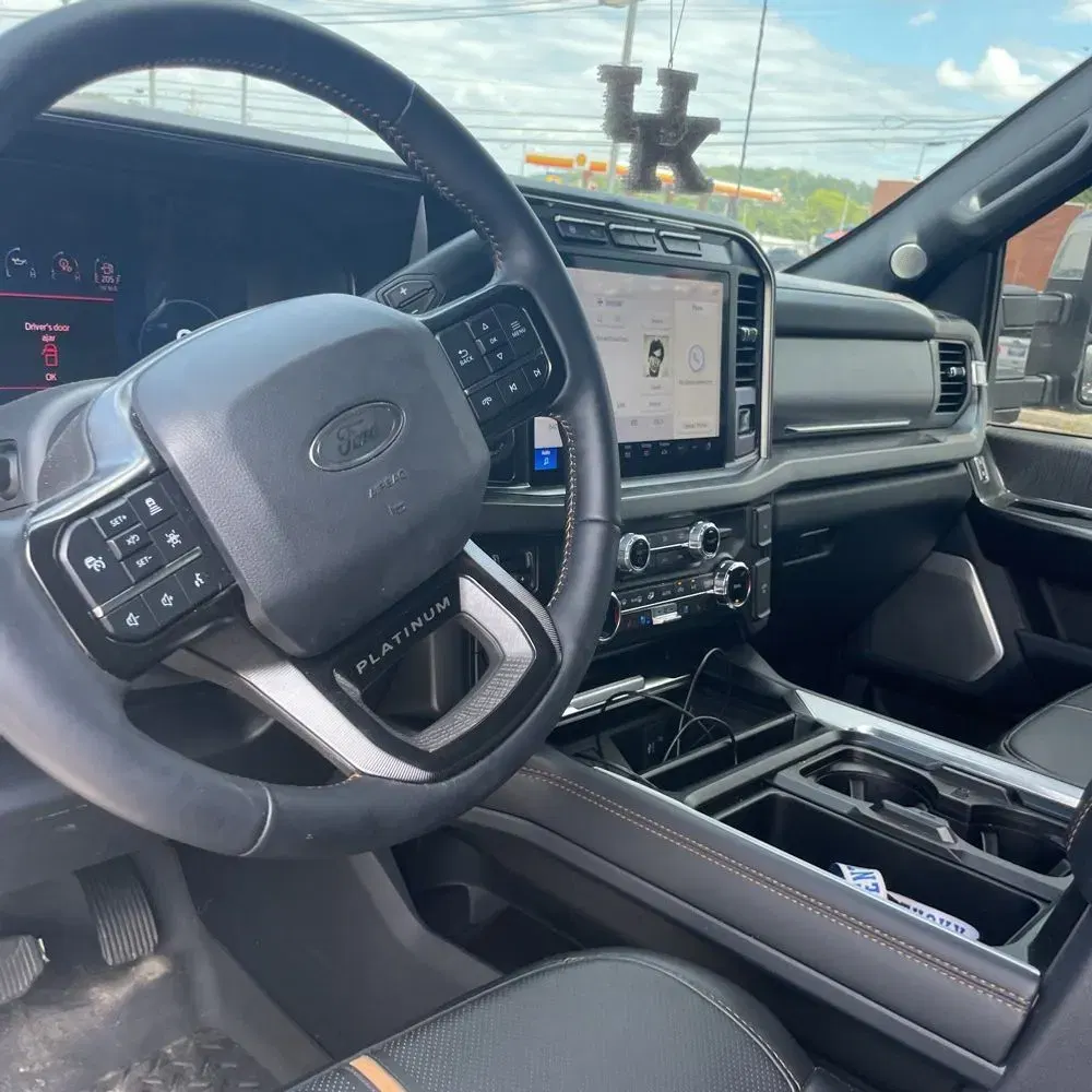 2024 Ford F-250 Super Duty Platinum