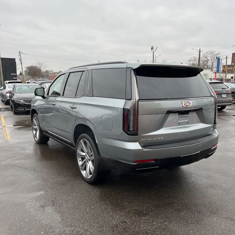 2025 Cadillac Escalade Sport Platinum