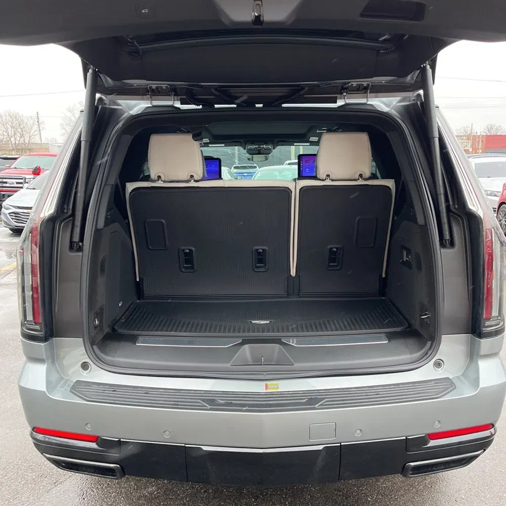 2025 Cadillac Escalade Sport Platinum