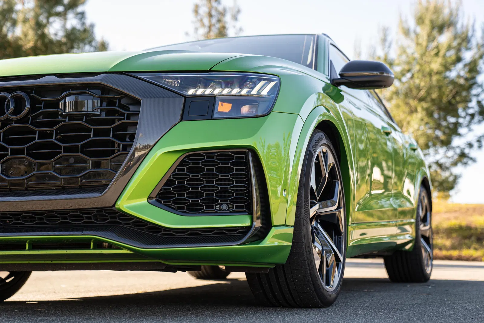 2022 Audi RS Q8 - Twin-Turbo V8, AWD, Audi Exclusive Java Green, Highly Equipped