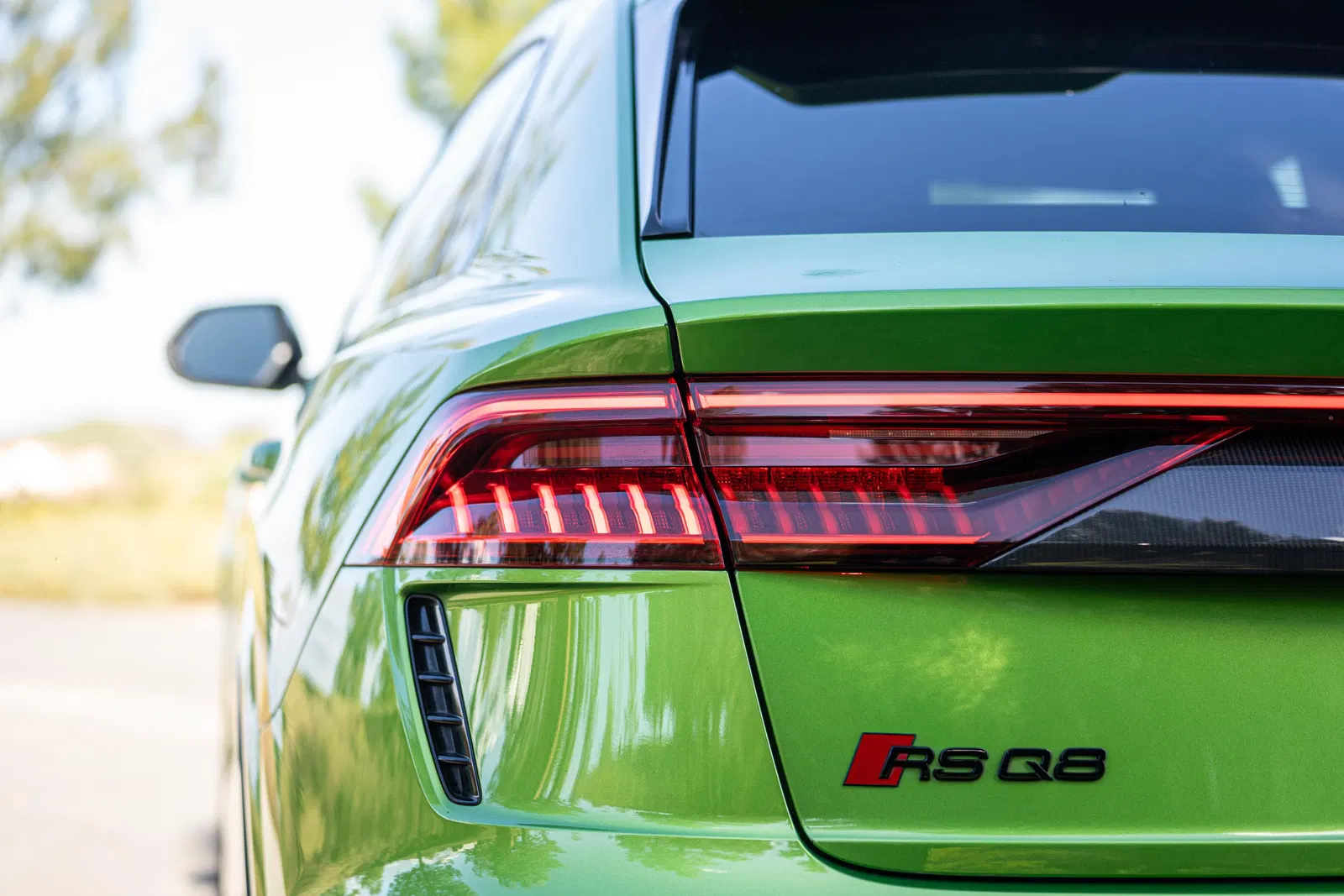 2022 Audi RS Q8 - Twin-Turbo V8, AWD, Audi Exclusive Java Green, Highly Equipped