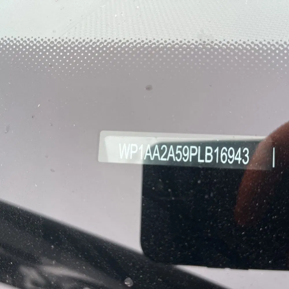 2023 Porsche Macan Base