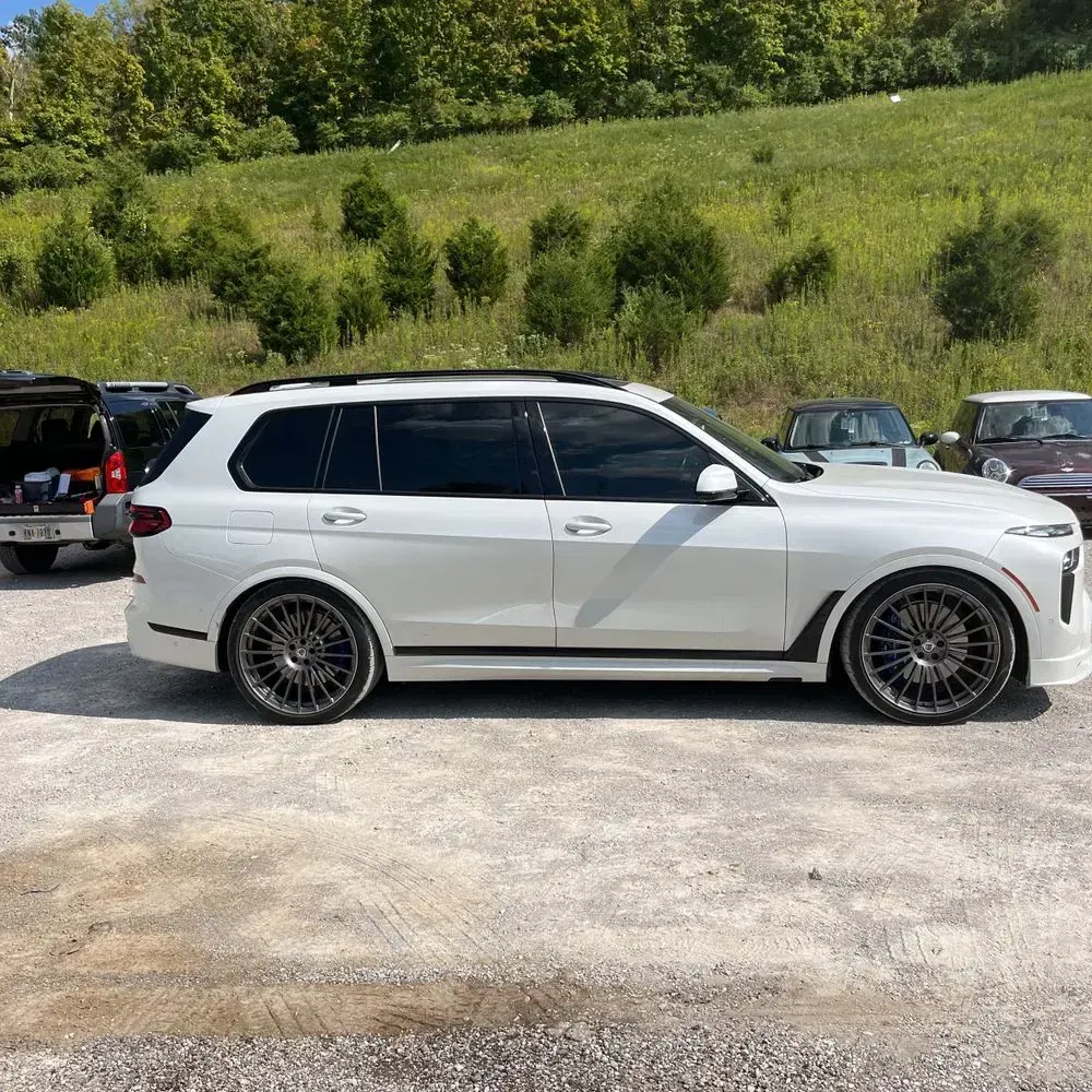 2024 BMW X7 Alpina XB7