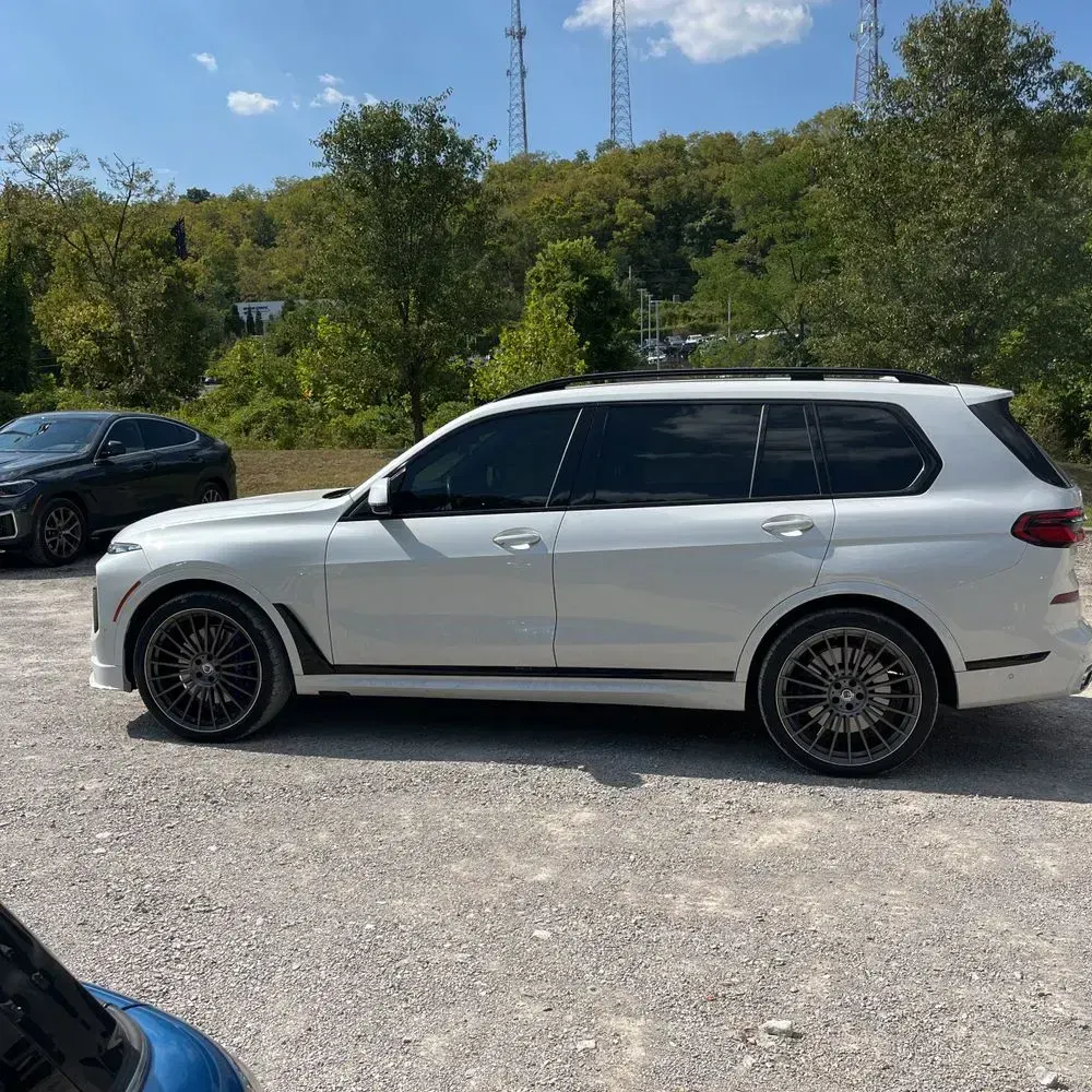 2024 BMW X7 Alpina XB7