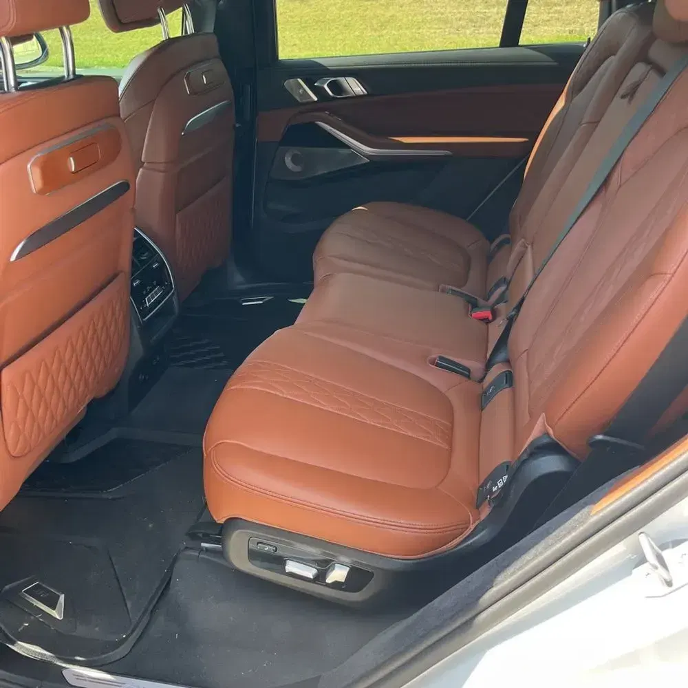 2024 BMW X7 Alpina XB7