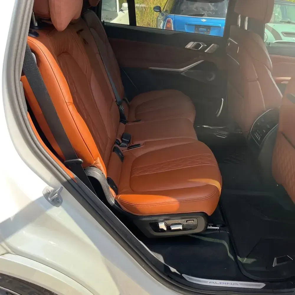 2024 BMW X7 Alpina XB7