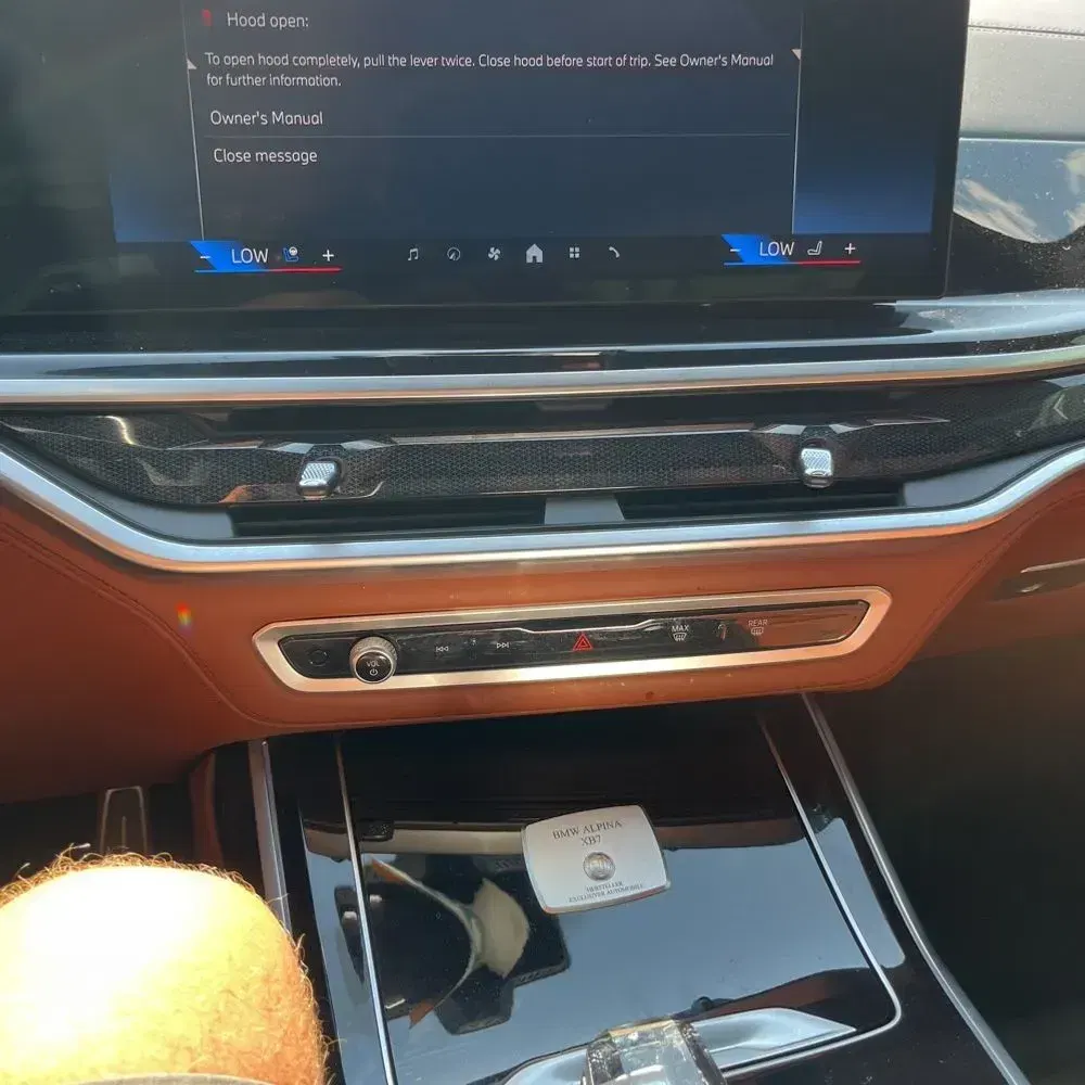 2024 BMW X7 Alpina XB7