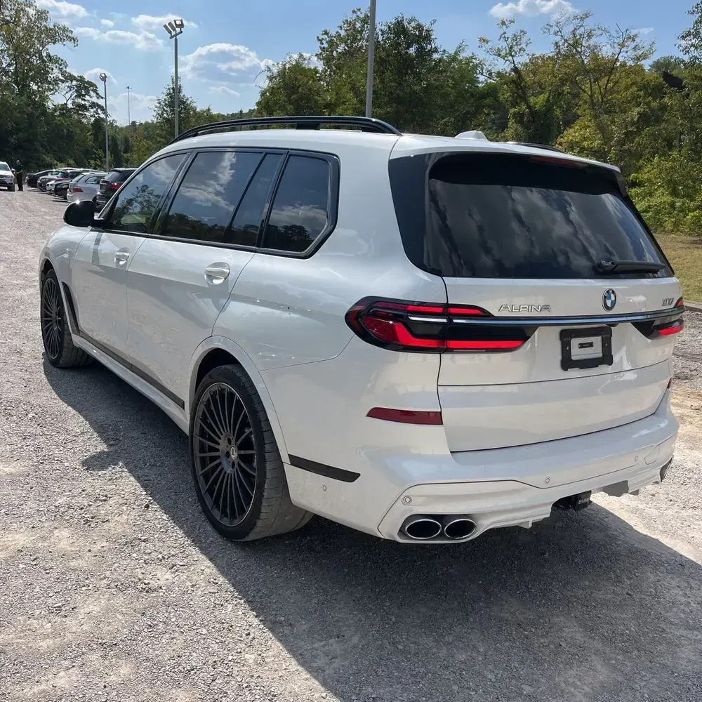 2024 BMW X7 Alpina XB7