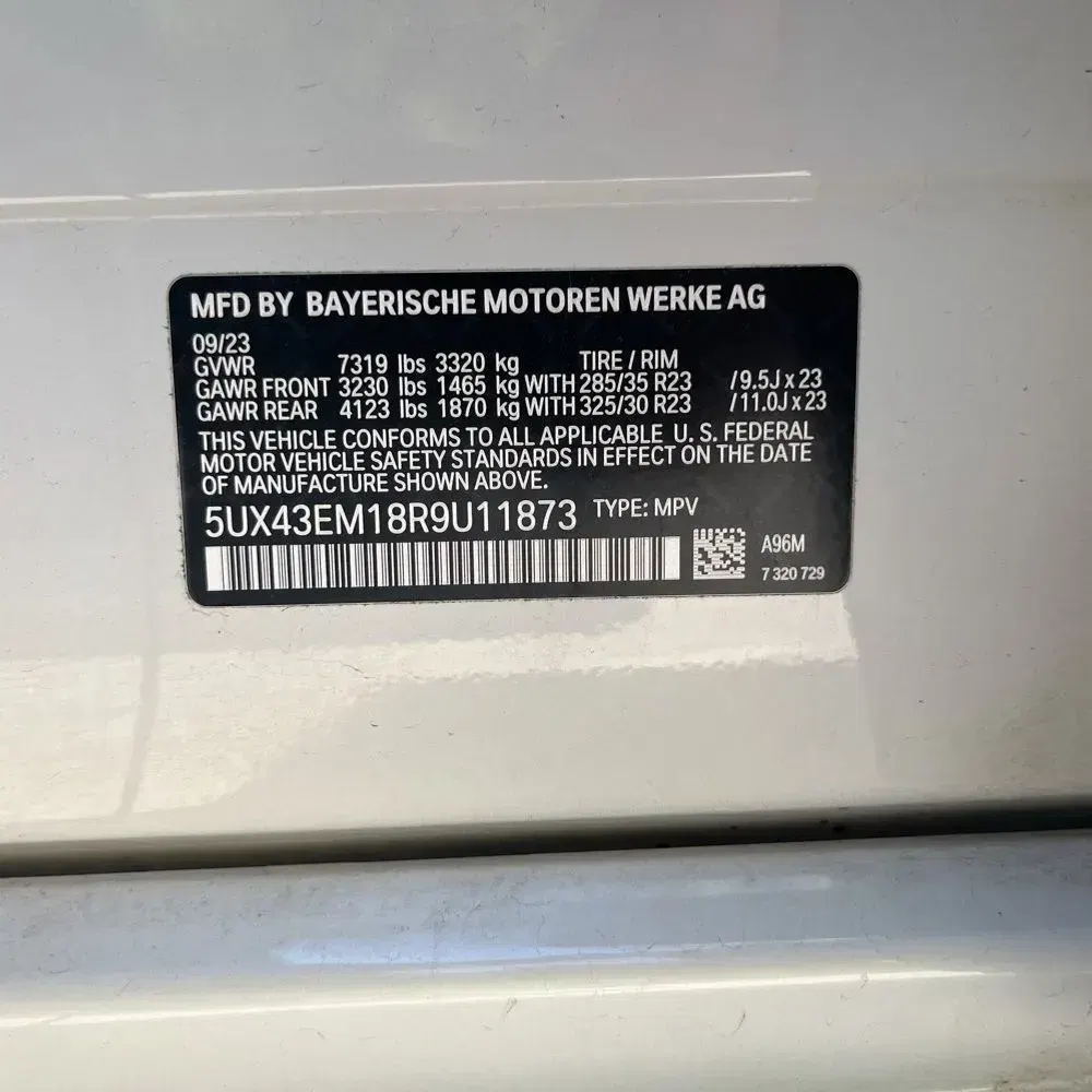 2024 BMW X7 Alpina XB7