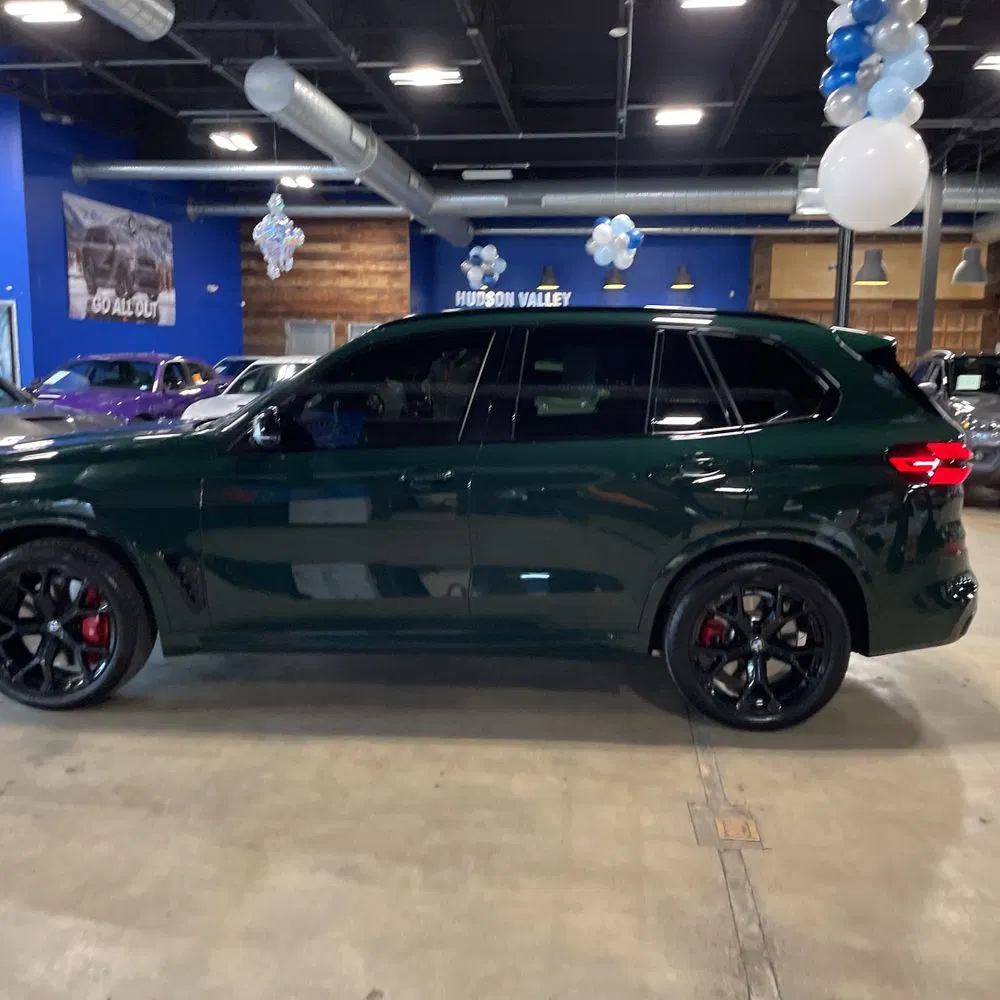 2024 BMW X5 M60i