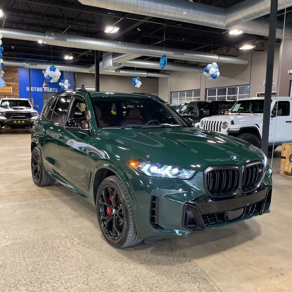 2024 BMW X5 M60i