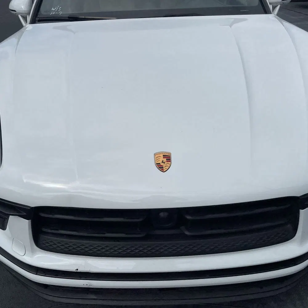 2022 Porsche Macan Base