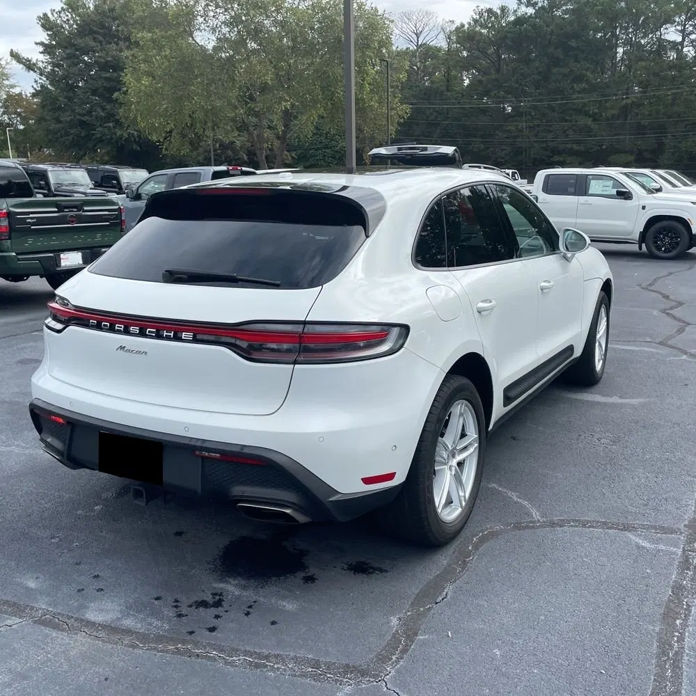 2022 Porsche Macan Base