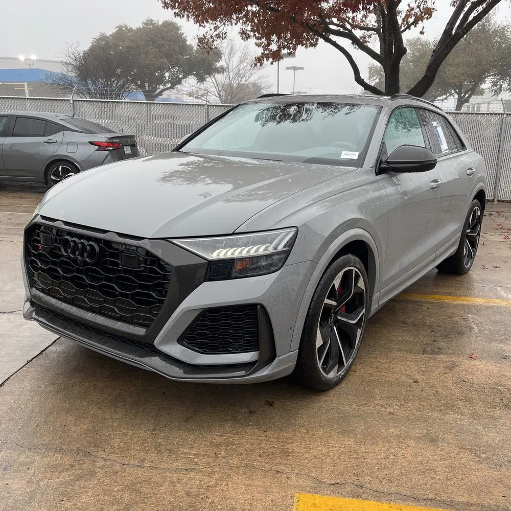 2024 Audi RS Q8 Base