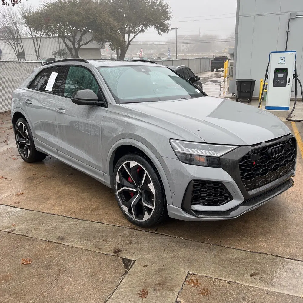 2024 Audi RS Q8 Base