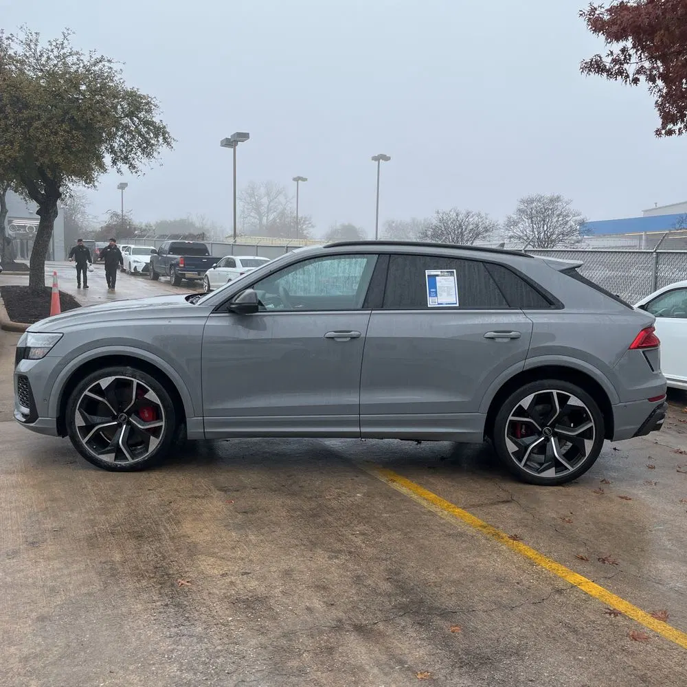 2024 Audi RS Q8 Base