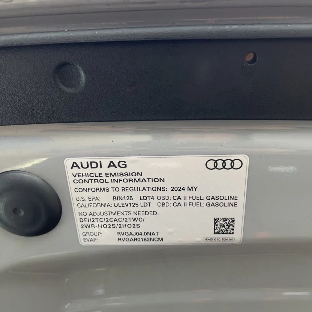 2024 Audi RS Q8 Base
