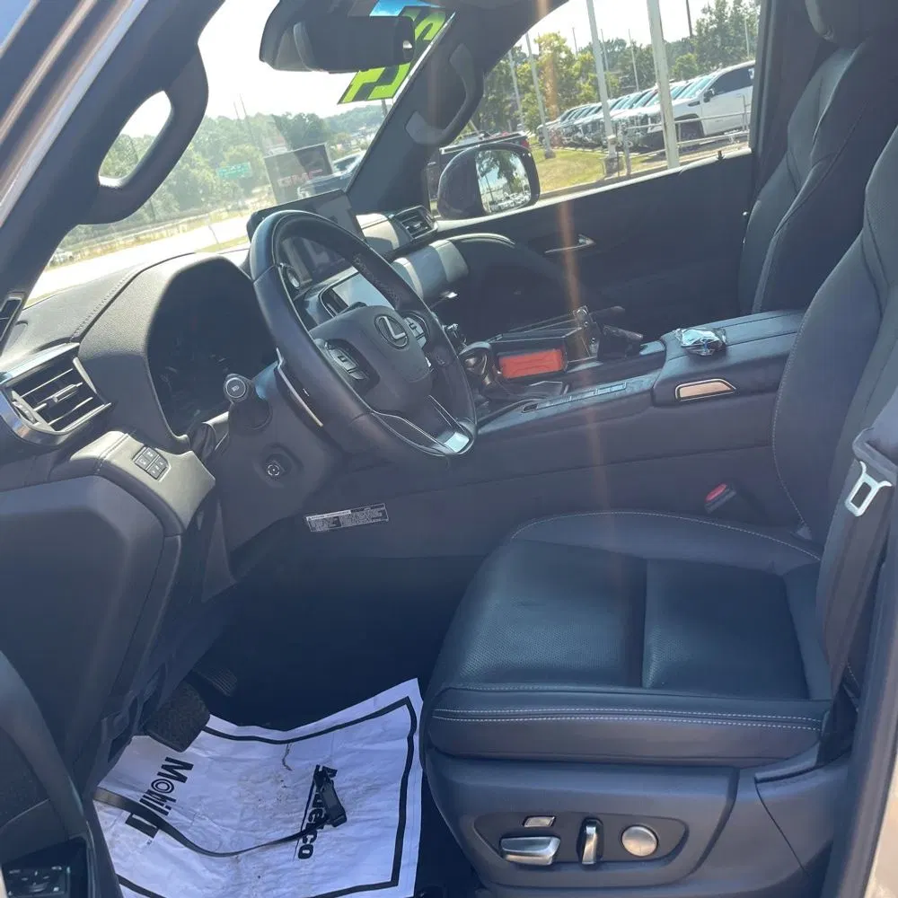 2024 Lexus LX 600 Luxury
