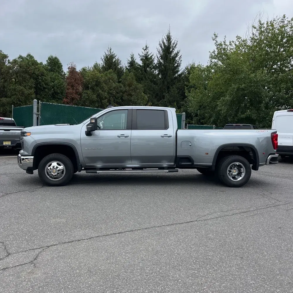 2024 Chevrolet Silverado 3500HD LT