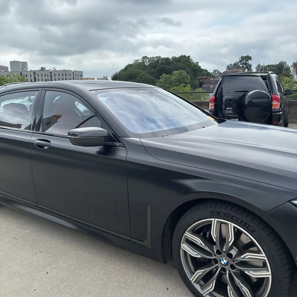 2022 BMW 7-Series M760xi
