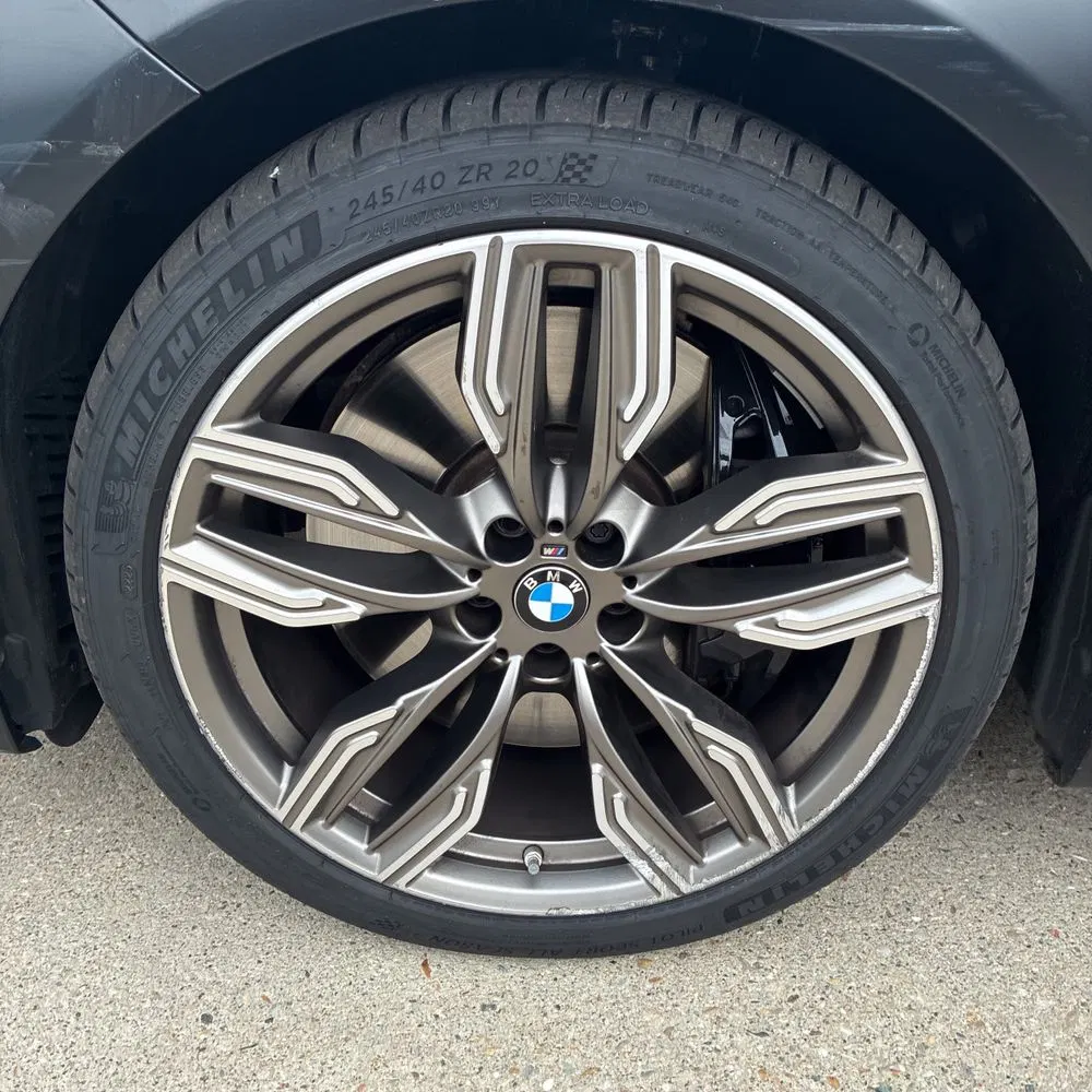 2022 BMW 7-Series M760xi