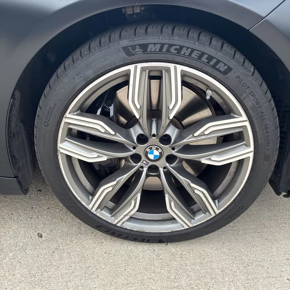 2022 BMW 7-Series M760xi