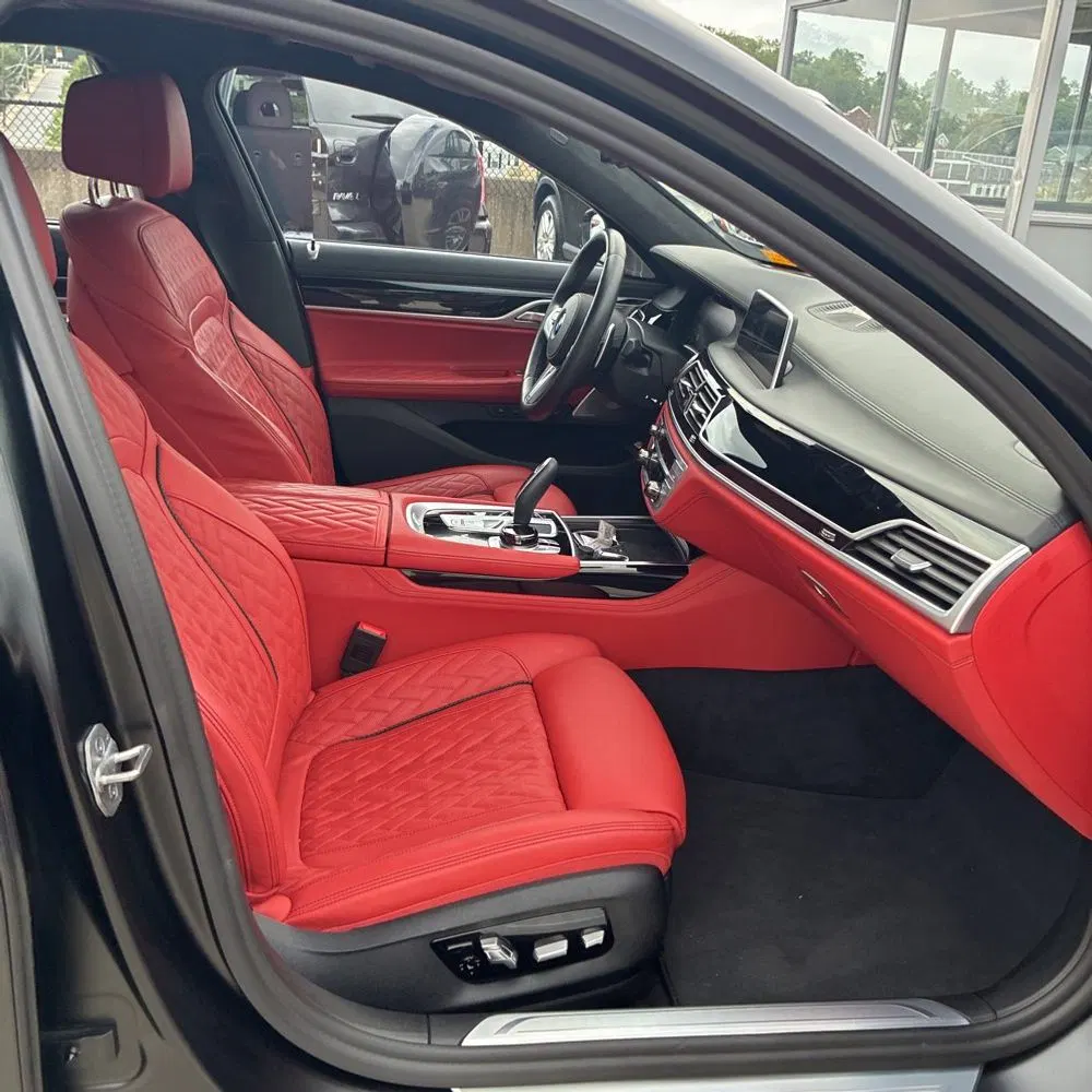 2022 BMW 7-Series M760xi