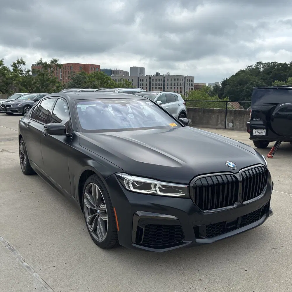 2022 BMW 7-Series M760xi