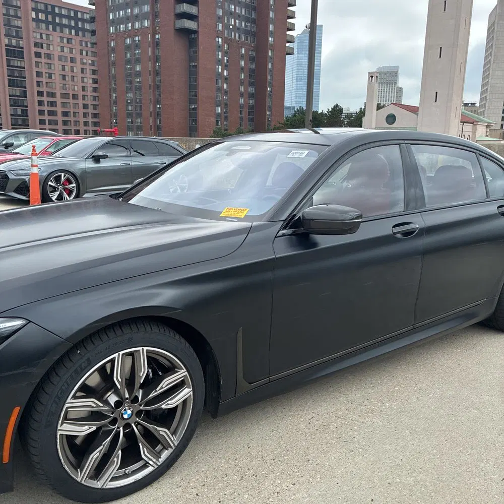 2022 BMW 7-Series M760xi