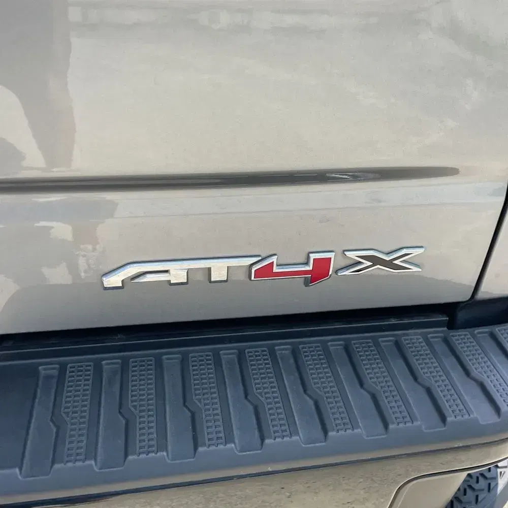 2023 GMC Sierra 1500 AT4X