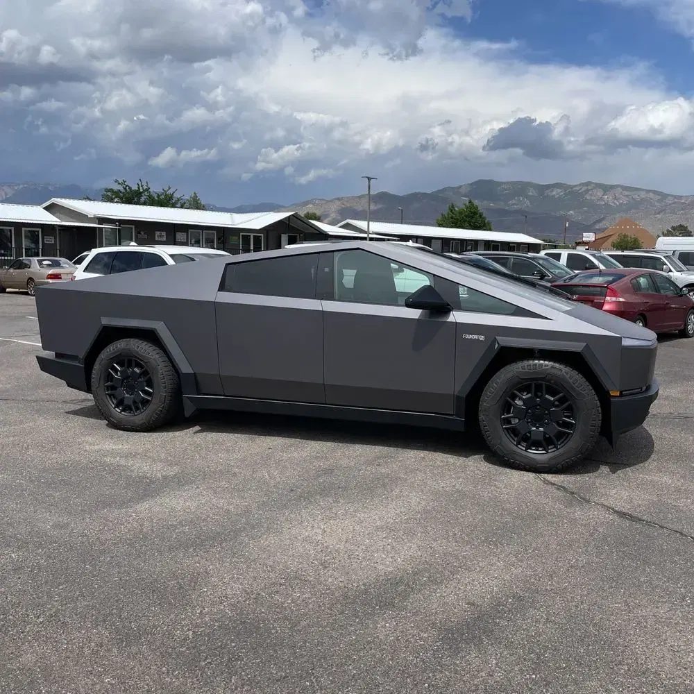 2024 Tesla Cybertruck Base