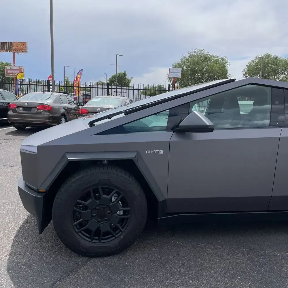 2024 Tesla Cybertruck Base