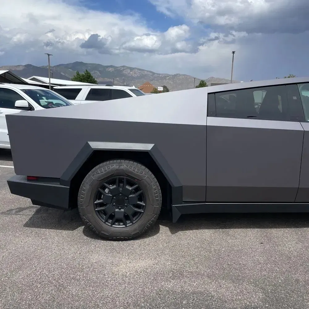 2024 Tesla Cybertruck Base