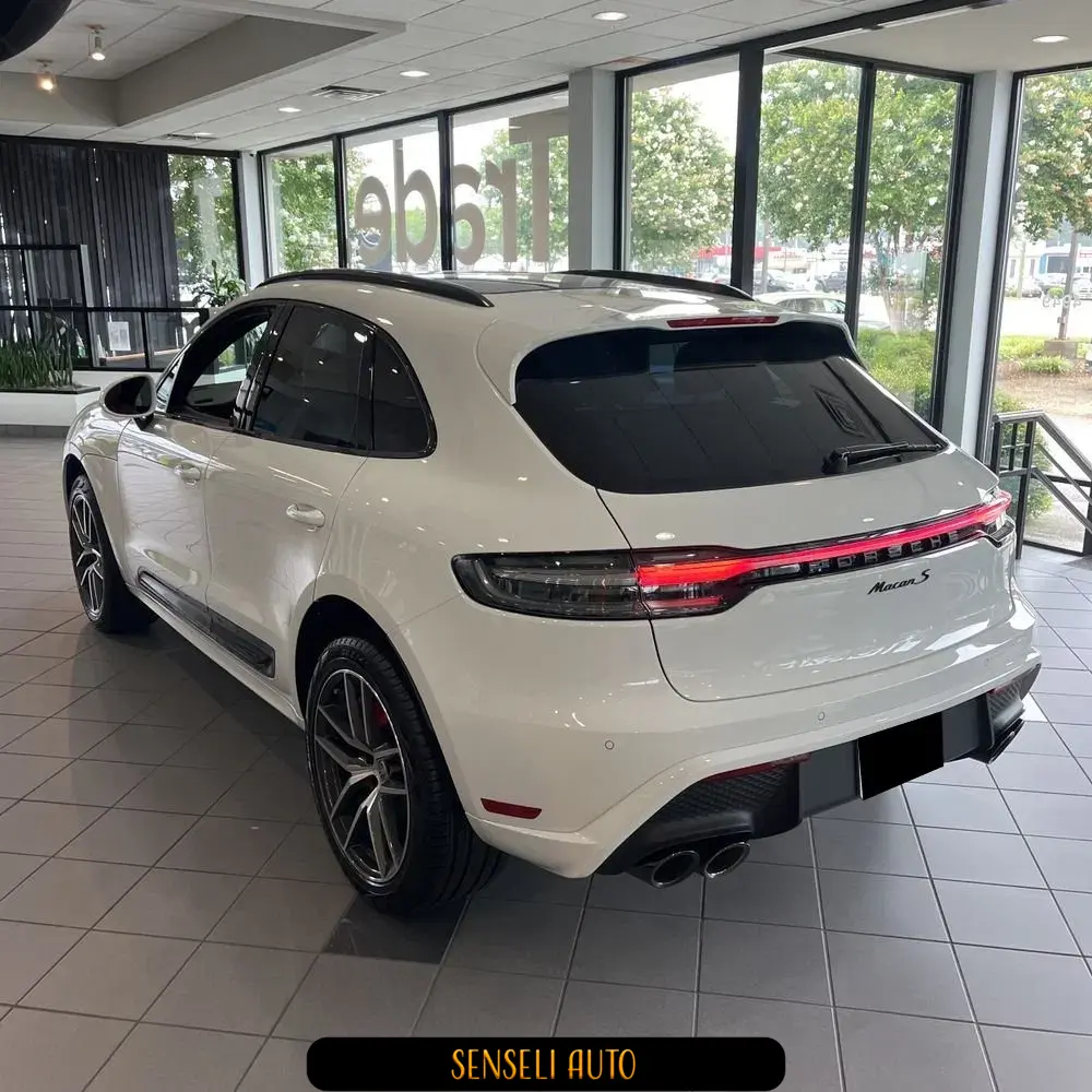 2024 Porsche Macan S