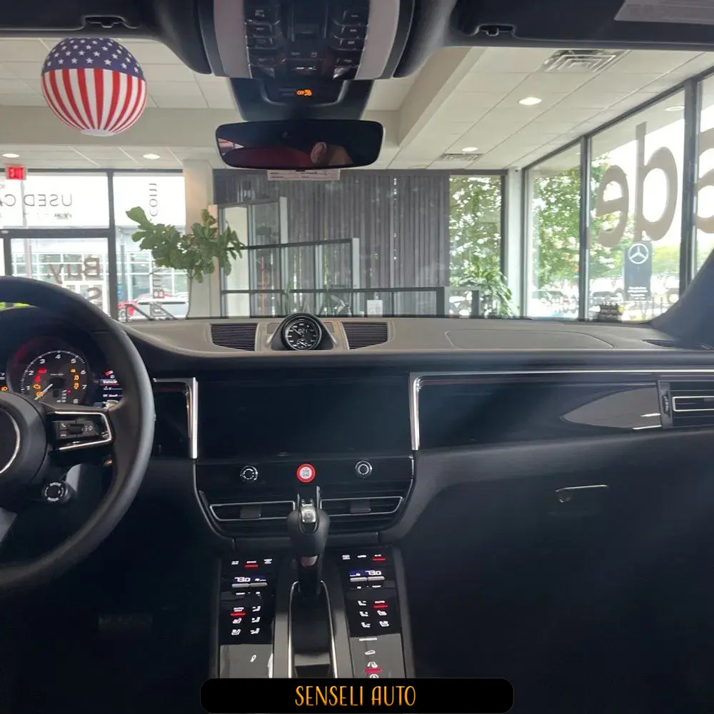 2024 Porsche Macan S
