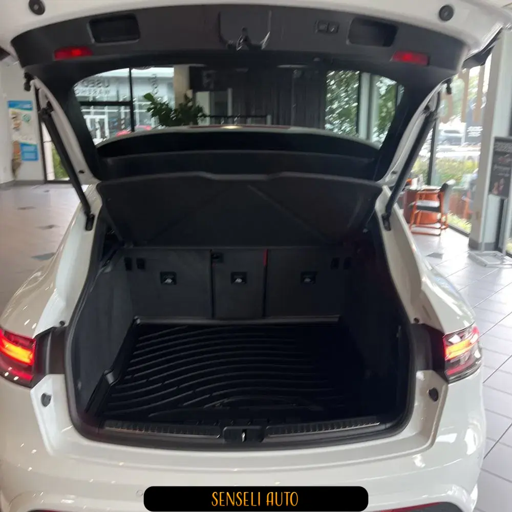 2024 Porsche Macan S